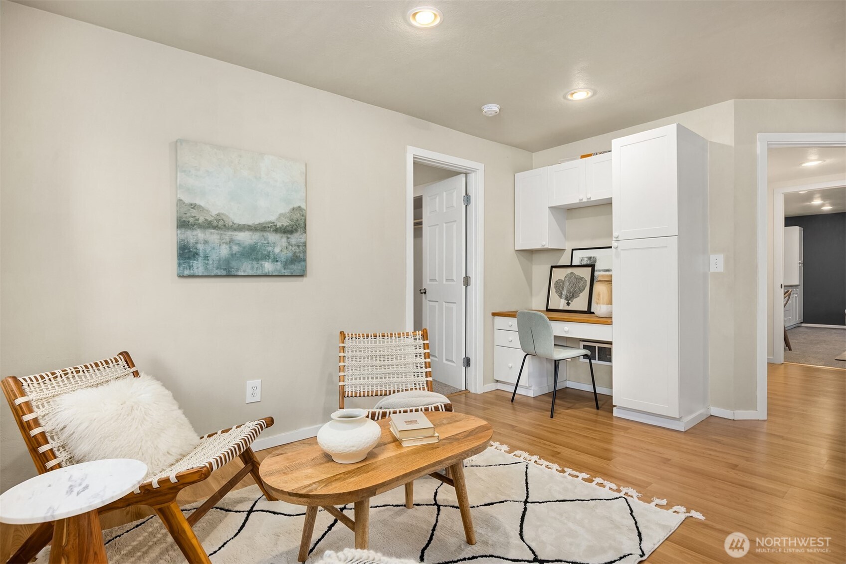 1585 NE Park View Drive , Bainbridge Island, WA 98110