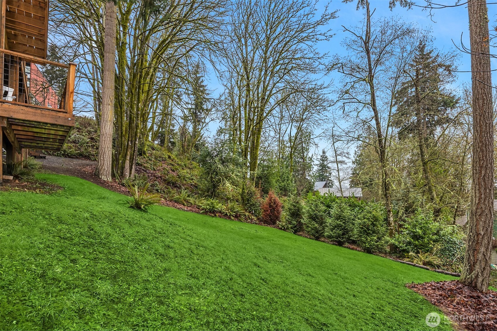 1585 NE Park View Drive , Bainbridge Island, WA 98110