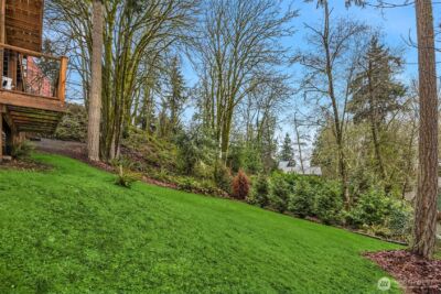 1585 NE Park View Drive , Bainbridge Island, WA 98110 - Photo 38