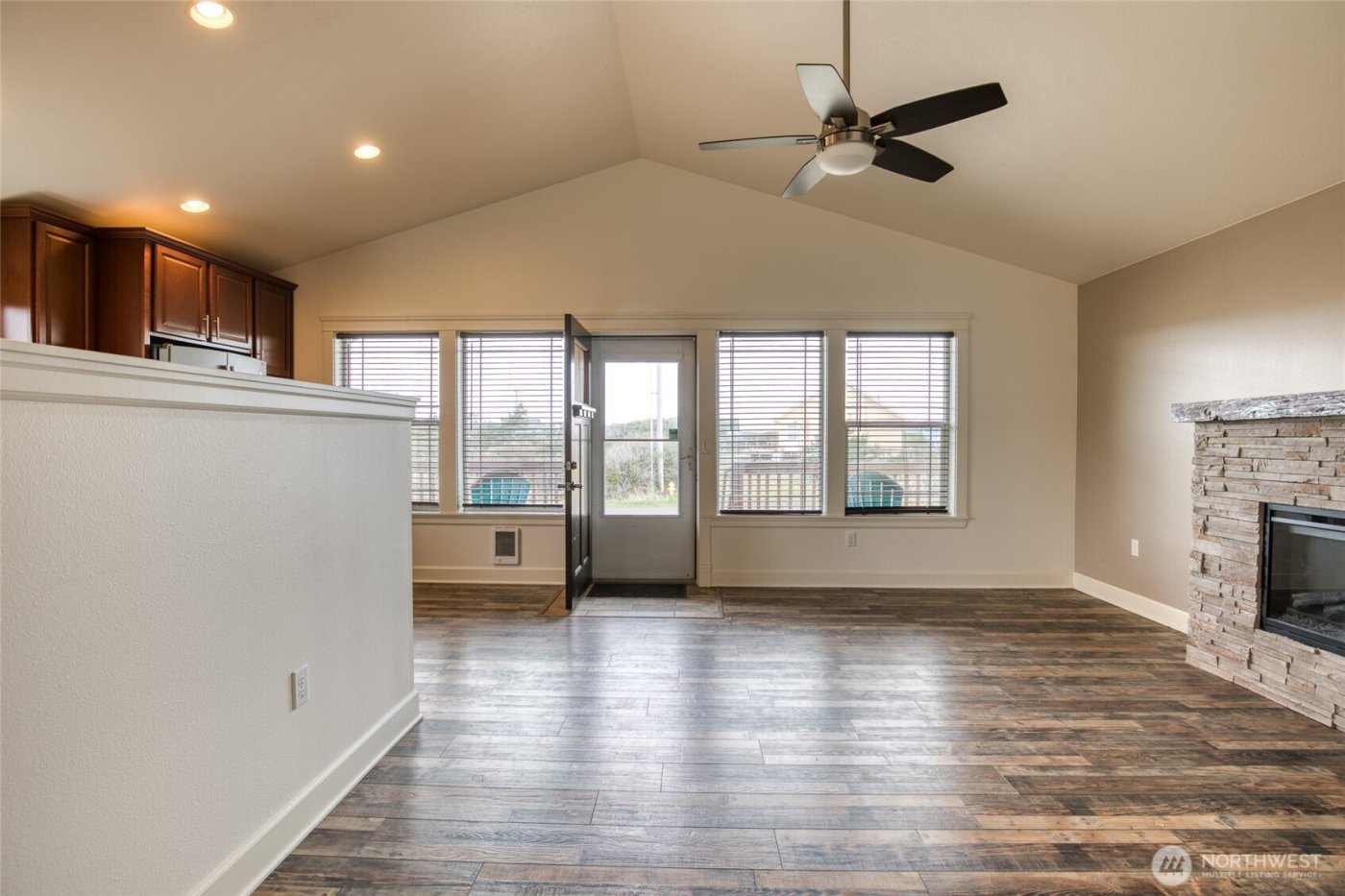 1225 Storm King Avenue SW, Ocean Shores, WA 98569