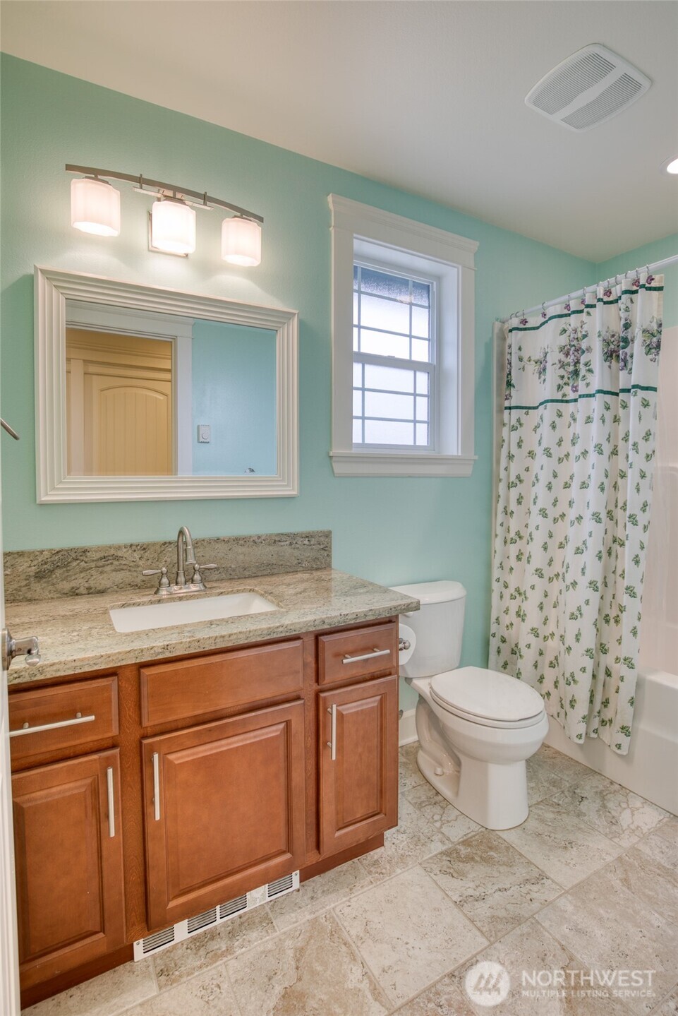 1225 Storm King Avenue SW, Ocean Shores, WA 98569