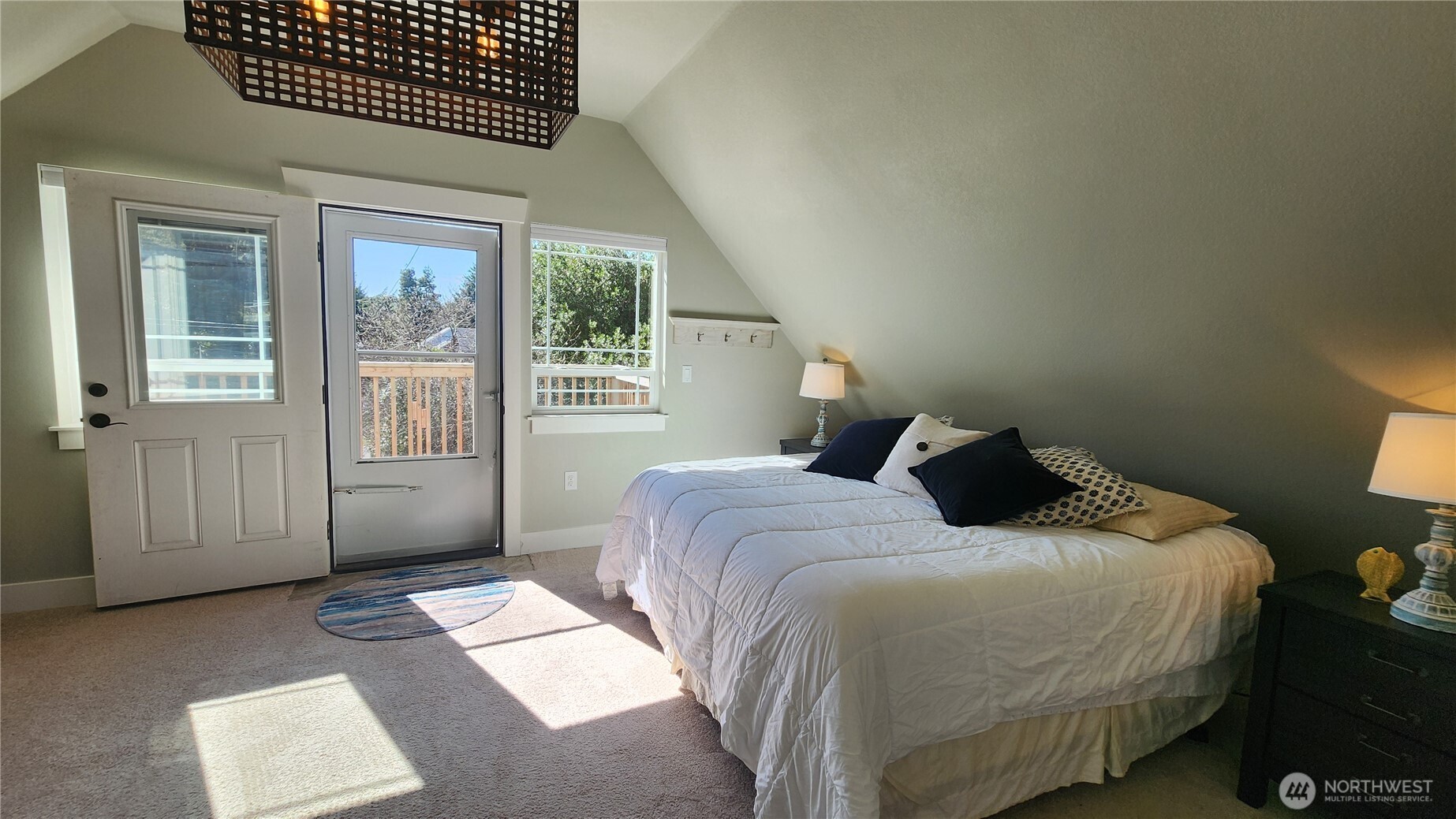 136 Pacific Boulevard NW, Ocean Shores, WA 98569