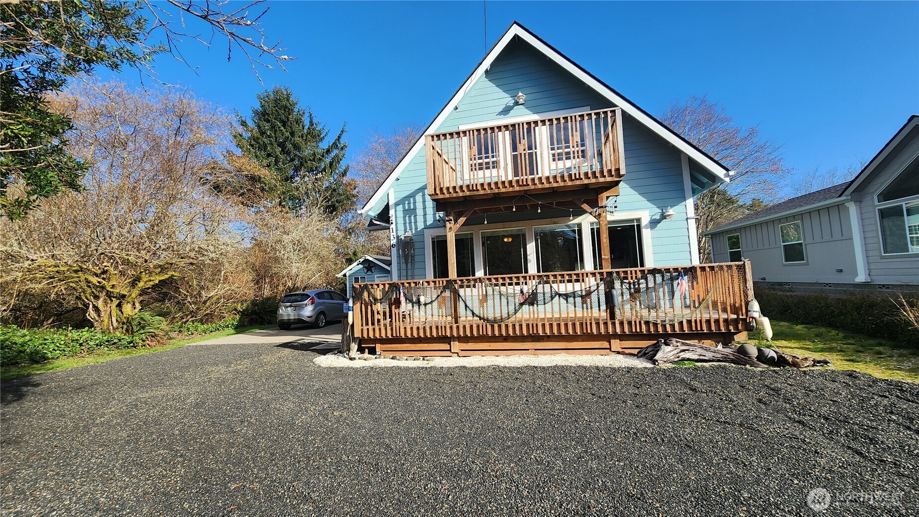 136 Pacific Boulevard NW, Ocean Shores, WA 98569