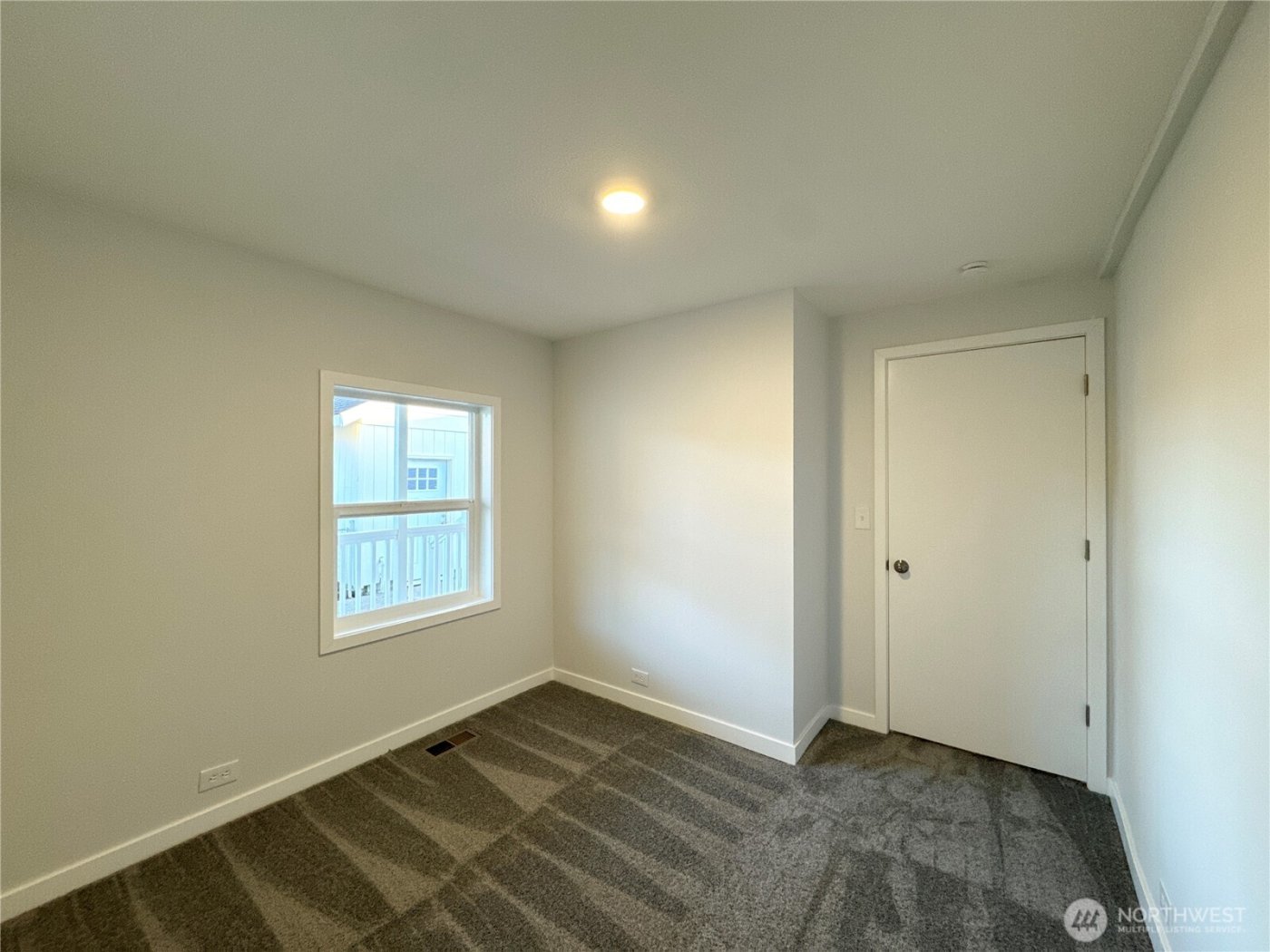 360 27th Avenue , Longview, WA 98632