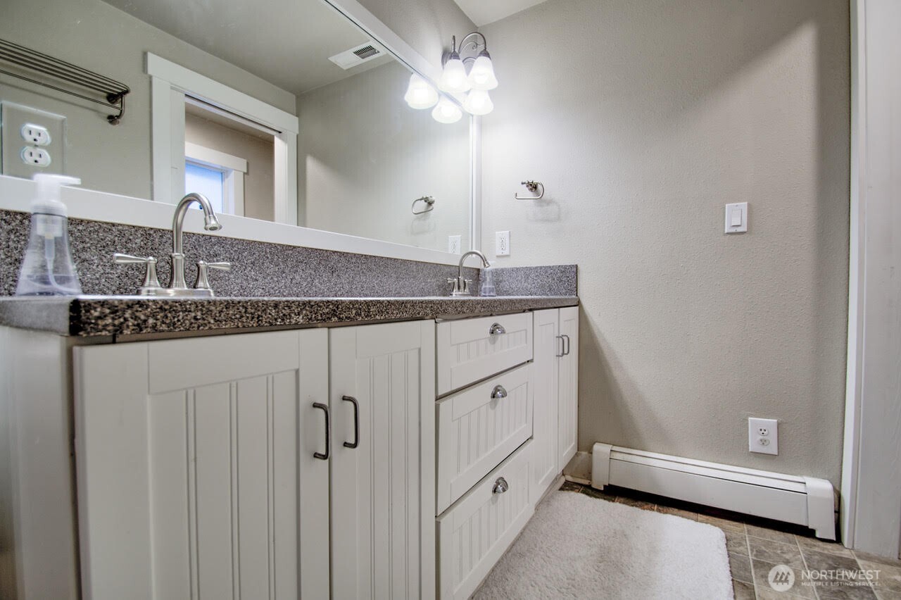 3535 Francis Drive SE, Olympia, WA 98503