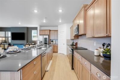 20428 Myrtle Place E, Bonney Lake, WA 98391 - Photo 19