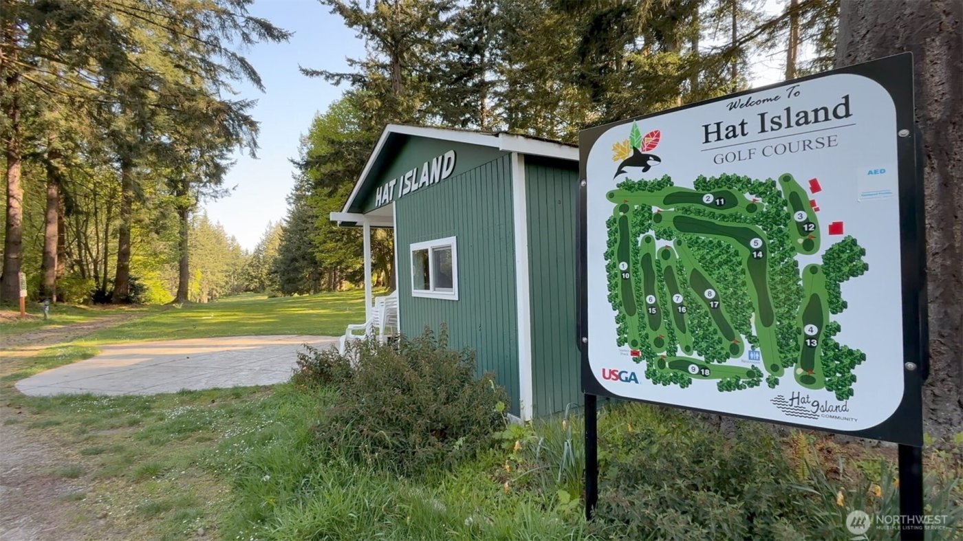 61 M Cascade Drive , Hat Island, WA 98206