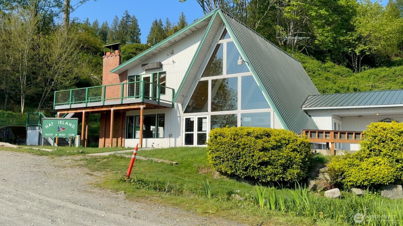 61 M Cascade Drive , Hat Island, WA 98206