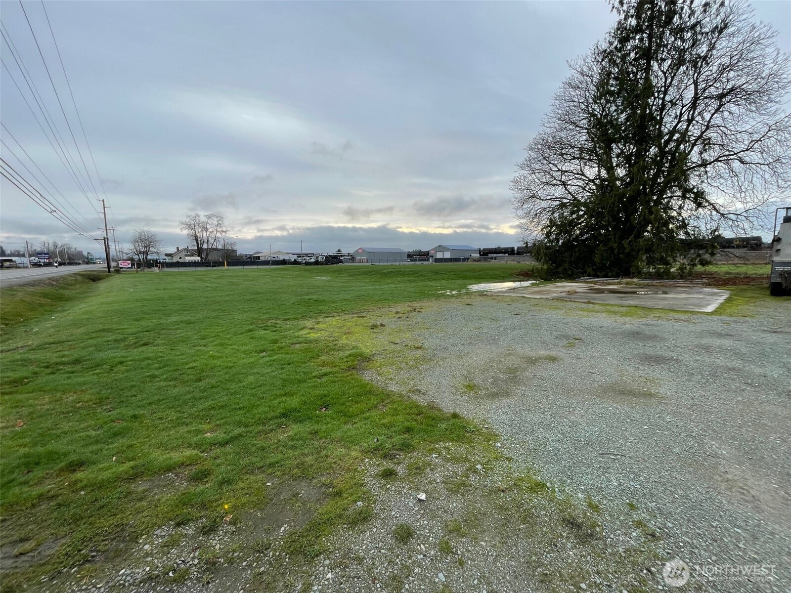 3823 Old Highway 99 South Road , Mount Vernon, WA 98273