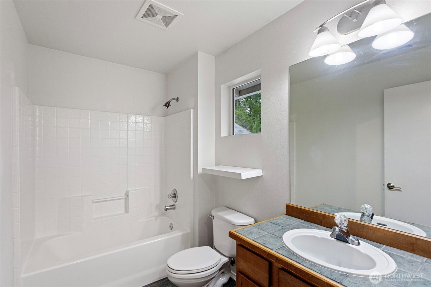 36726 SE Gravenstein Court , Snoqualmie, WA 98065