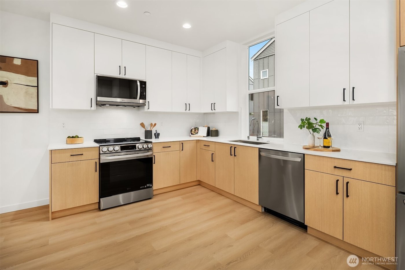 18011 2nd Avenue NE #A, Shoreline, WA 98155