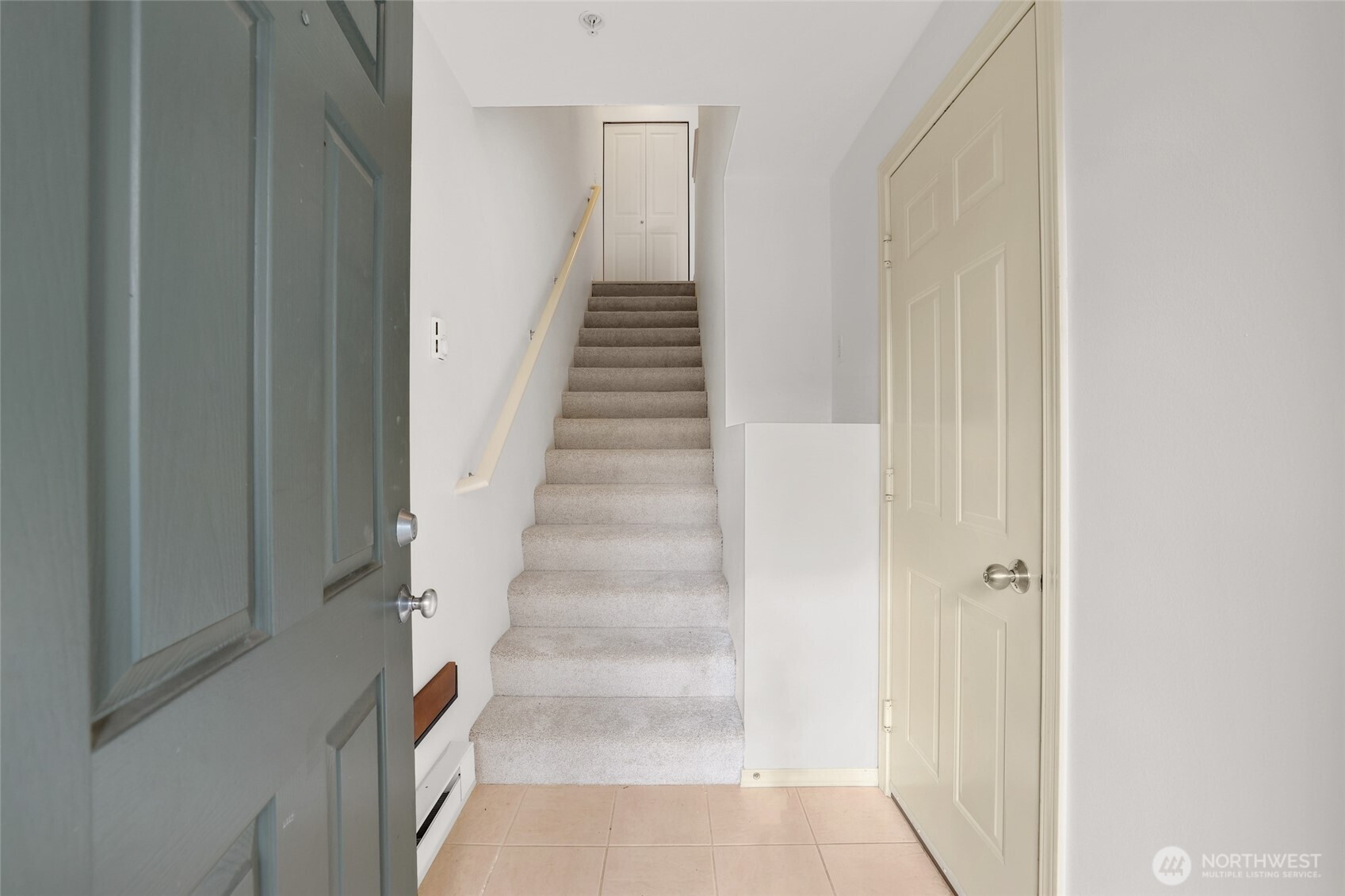 22609 42nd Place S, Kent, WA 98032