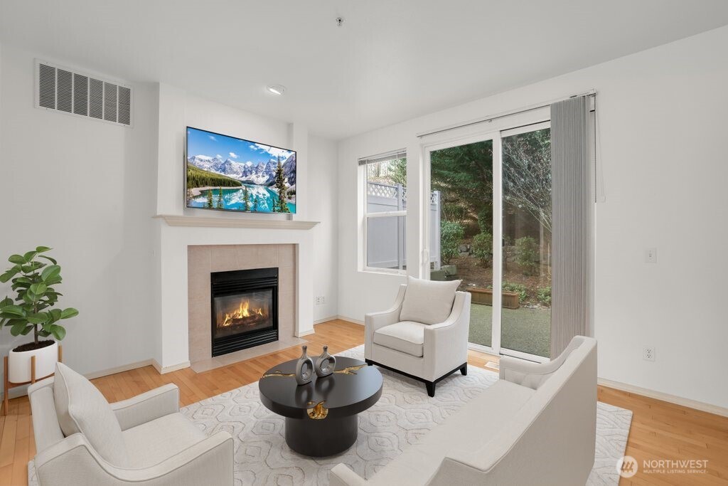 22609 42nd Place S, Kent, WA 98032