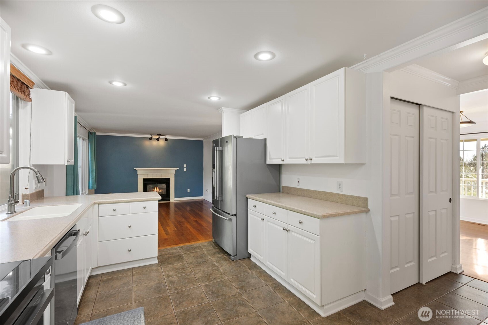 18290 Dalarna Court NE, Poulsbo, WA 98370