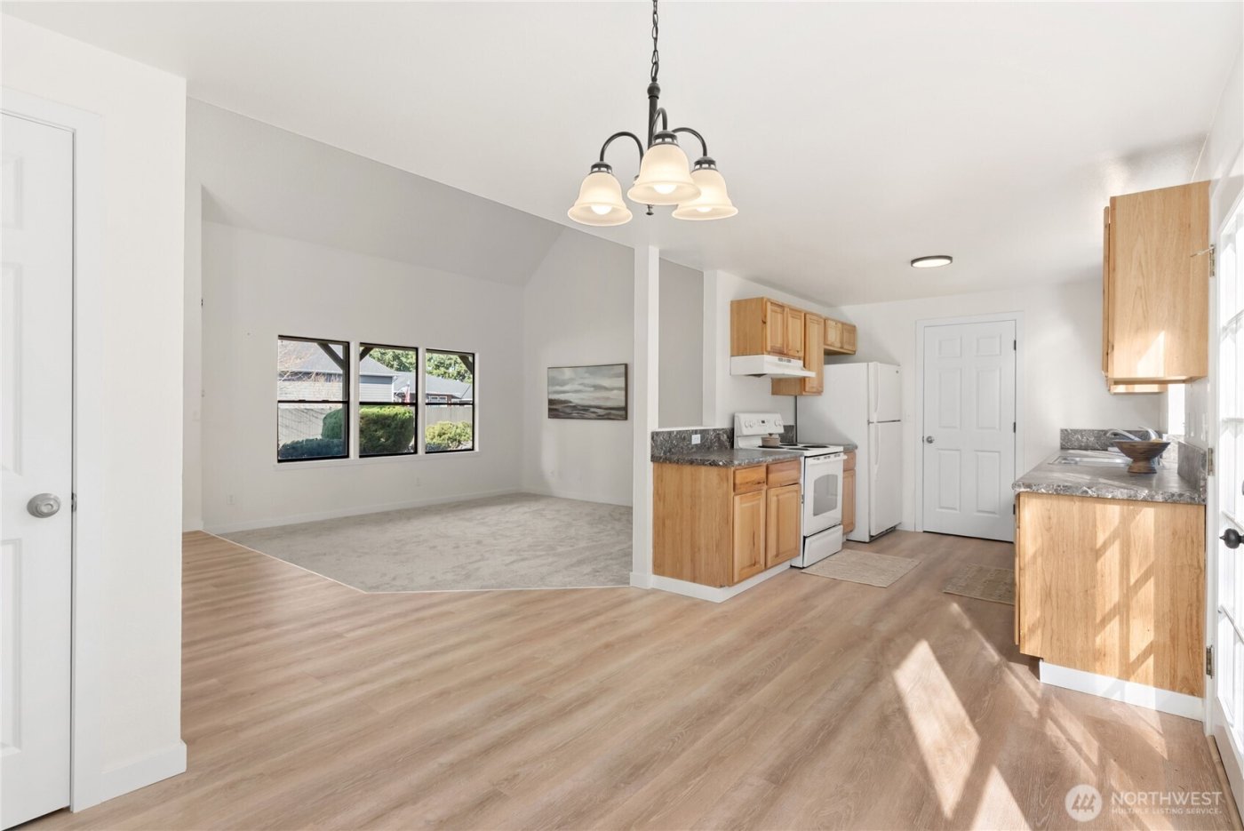 13611 124th Avenue Ct E, Puyallup, WA 98374