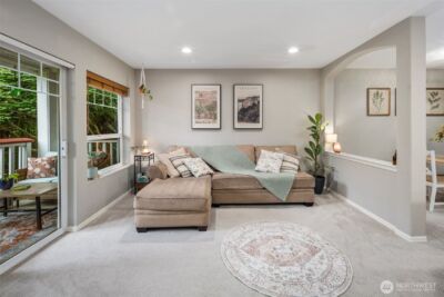 18501 SE Newport Way #H236, Issaquah, WA 98027 - Photo 2