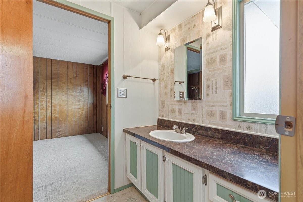 3561 Highway 155 , Coulee Dam, WA 99116