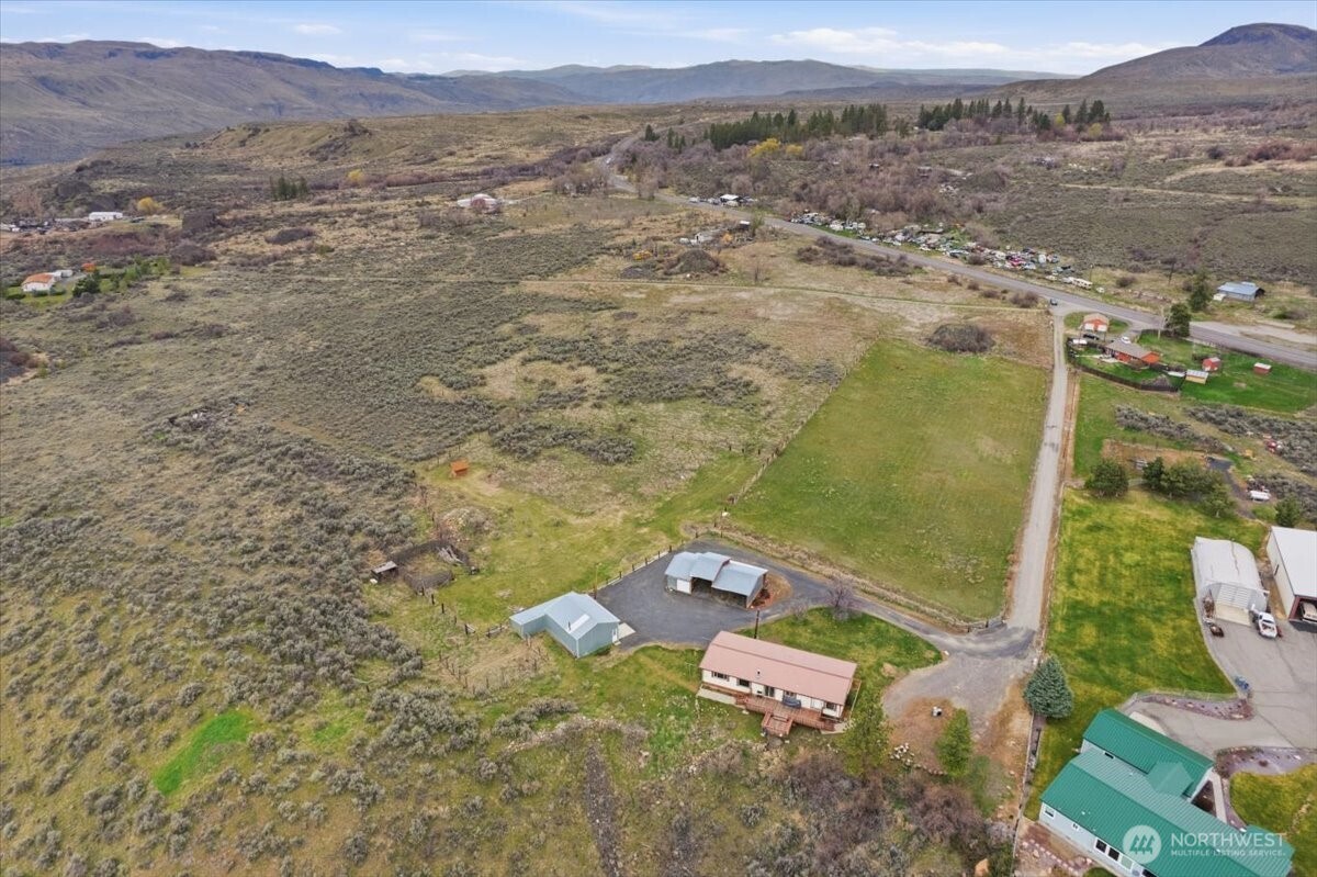 3561 Highway 155 , Coulee Dam, WA 99116