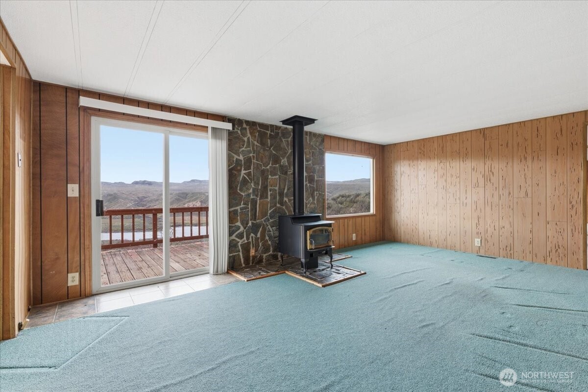 3561 Highway 155 , Coulee Dam, WA 99116