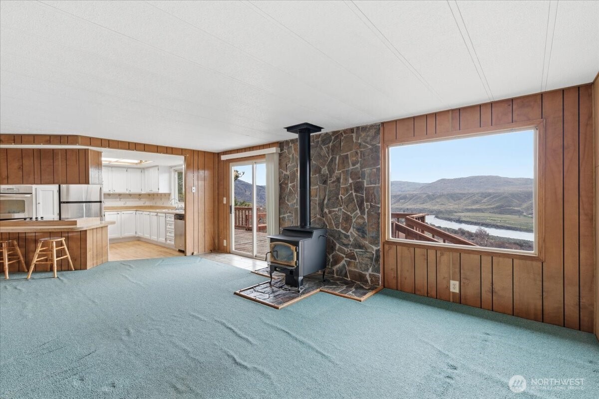 3561 Highway 155 , Coulee Dam, WA 99116