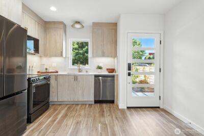 9020 13th Avenue NW #C, Seattle, WA 98117 - Photo 11