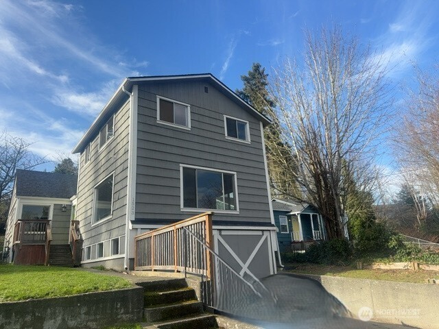 1523 Bloomington Avenue , Bremerton, WA 98312-3011