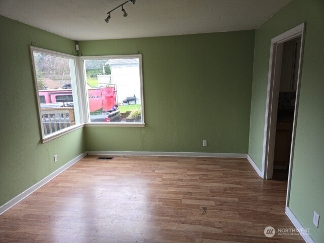 1523 Bloomington Avenue , Bremerton, WA 98312-3011