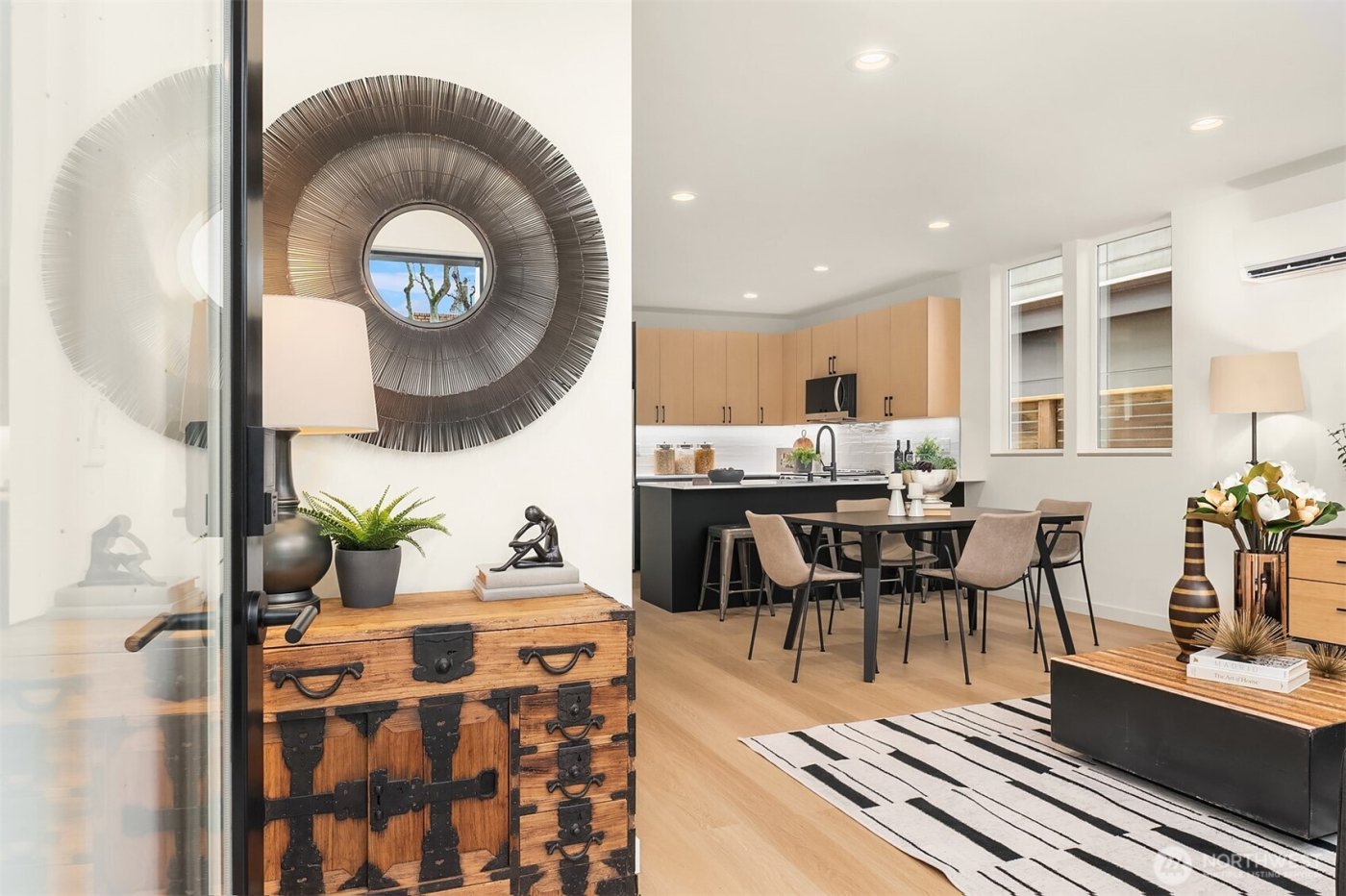 1459 22nd Avenue , Seattle, WA 98122