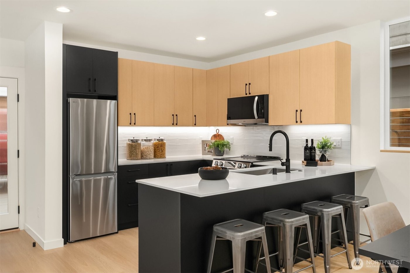 1459 22nd Avenue , Seattle, WA 98122