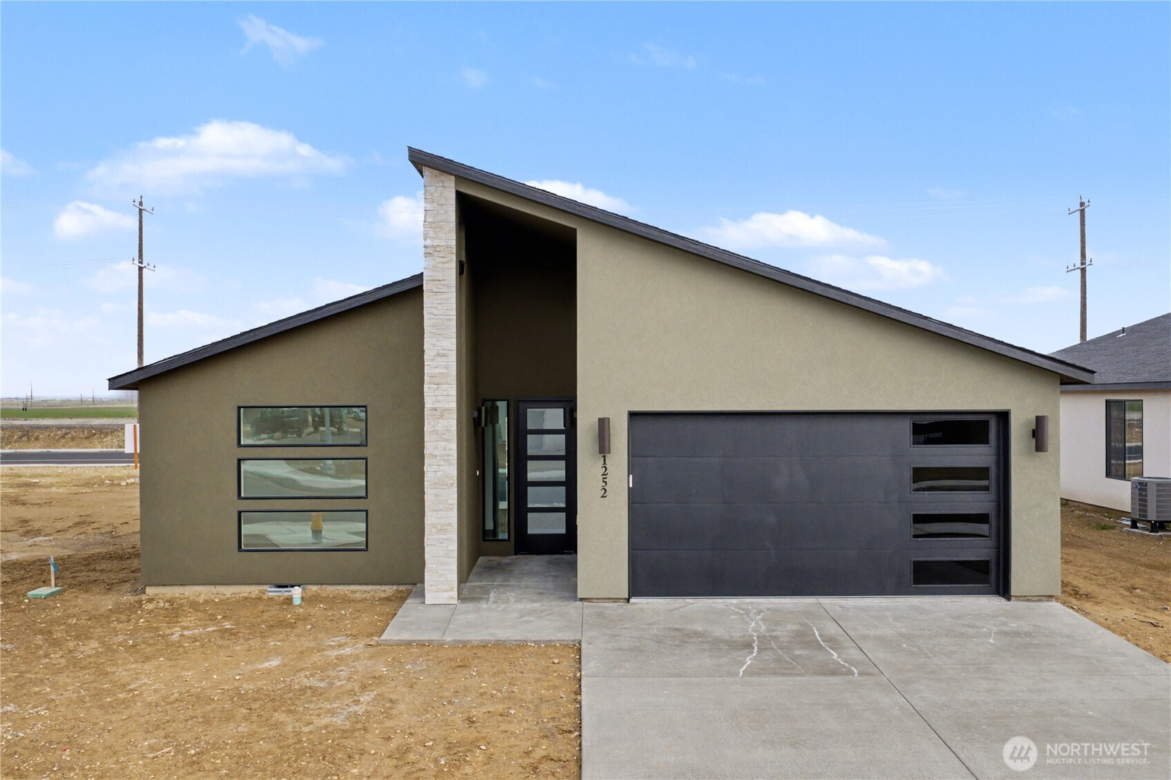 1252 13th Avenue , Othello, WA 99344