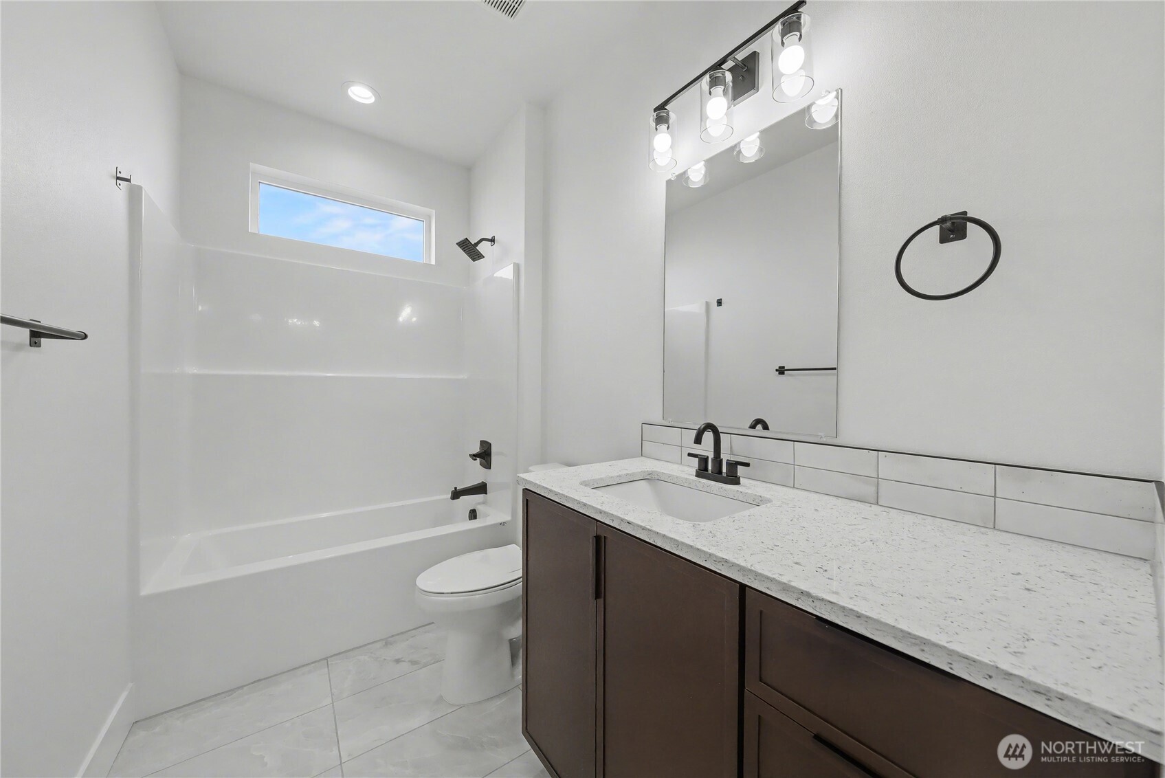 1252 13th Avenue , Othello, WA 99344