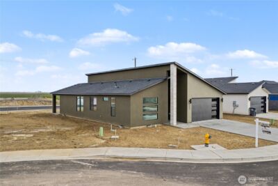 1252 13th Avenue , Othello, WA 99344 - Photo 2