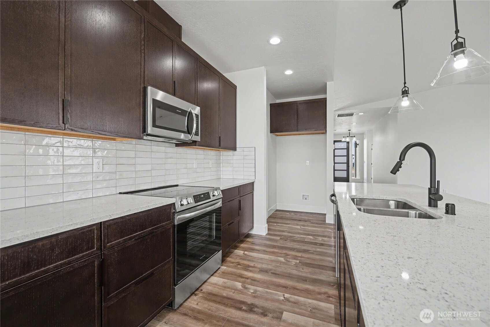 1252 13th Avenue , Othello, WA 99344