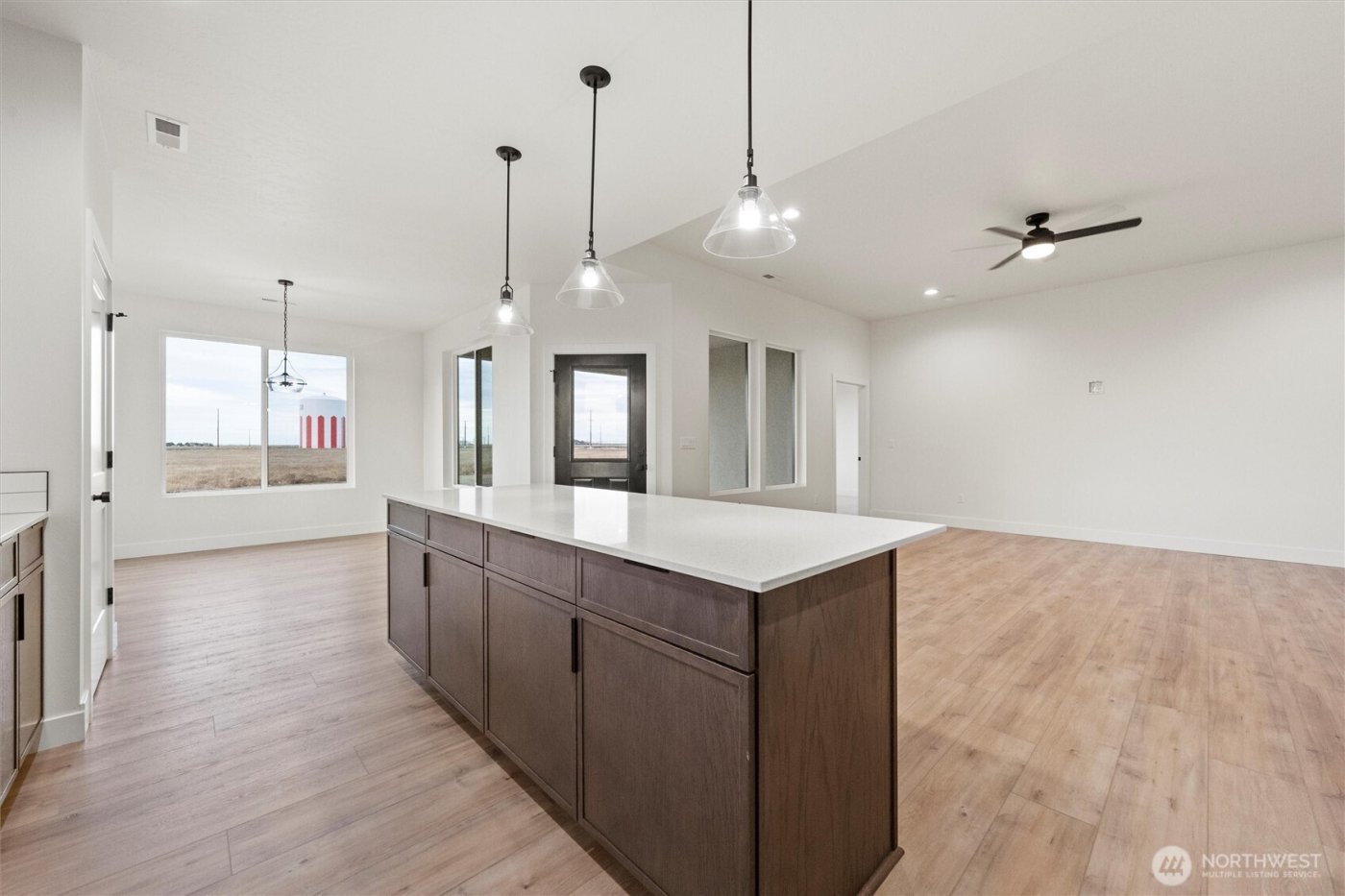 1269 E Mt Hood Street , Othello, WA 99344