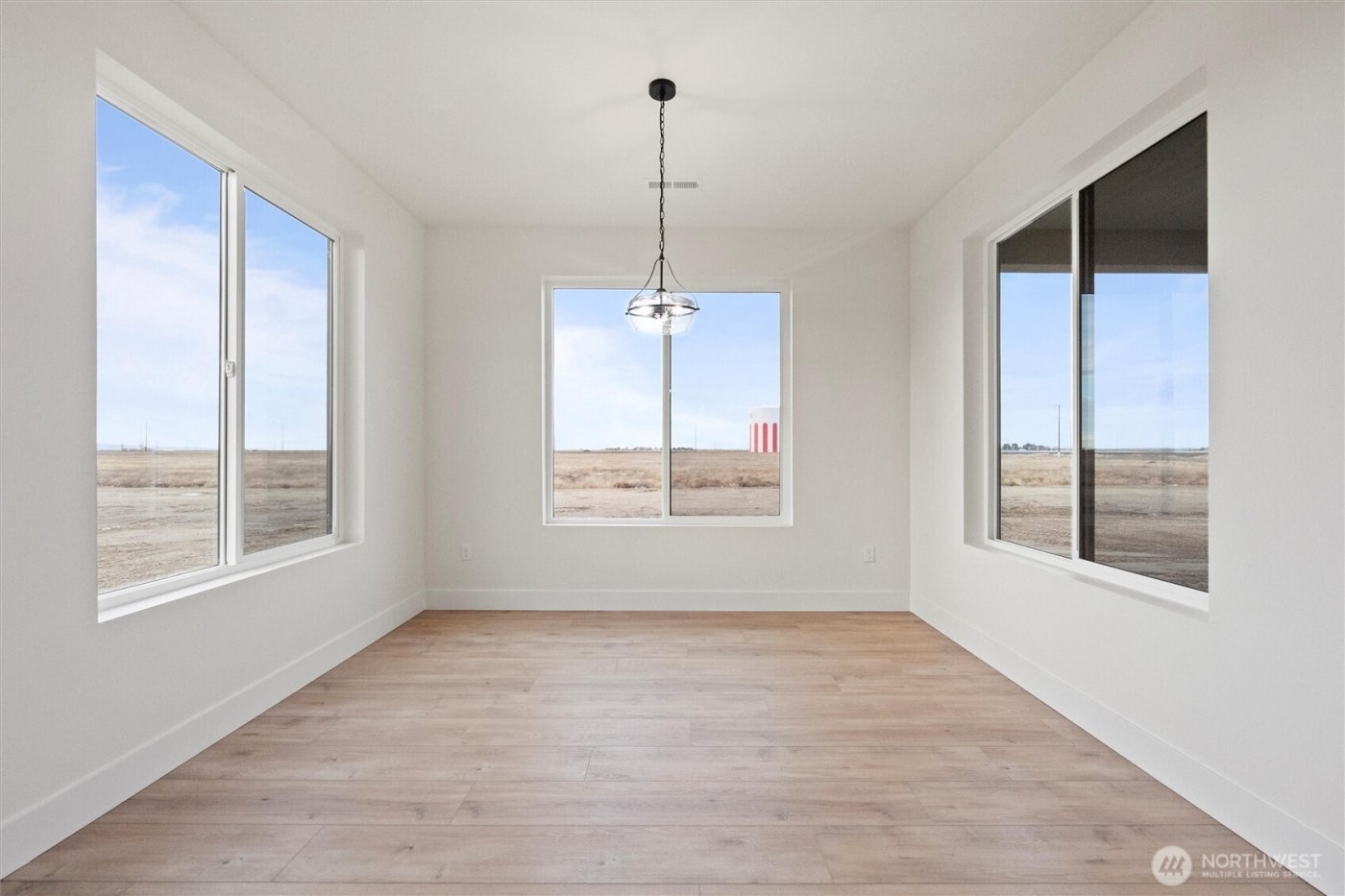 1269 E Mt Hood Street , Othello, WA 99344