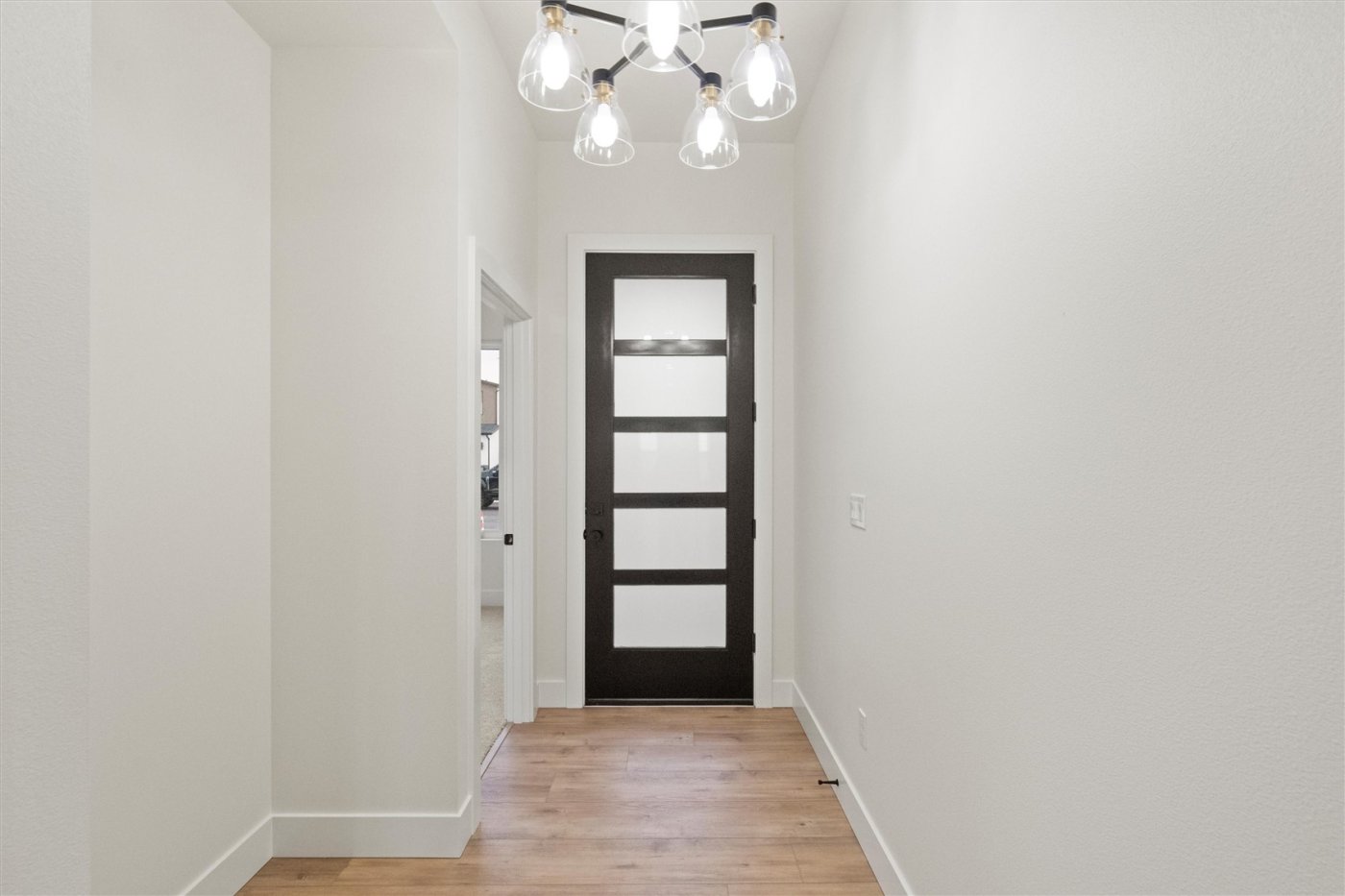 1269 E Mt Hood Street , Othello, WA 99344