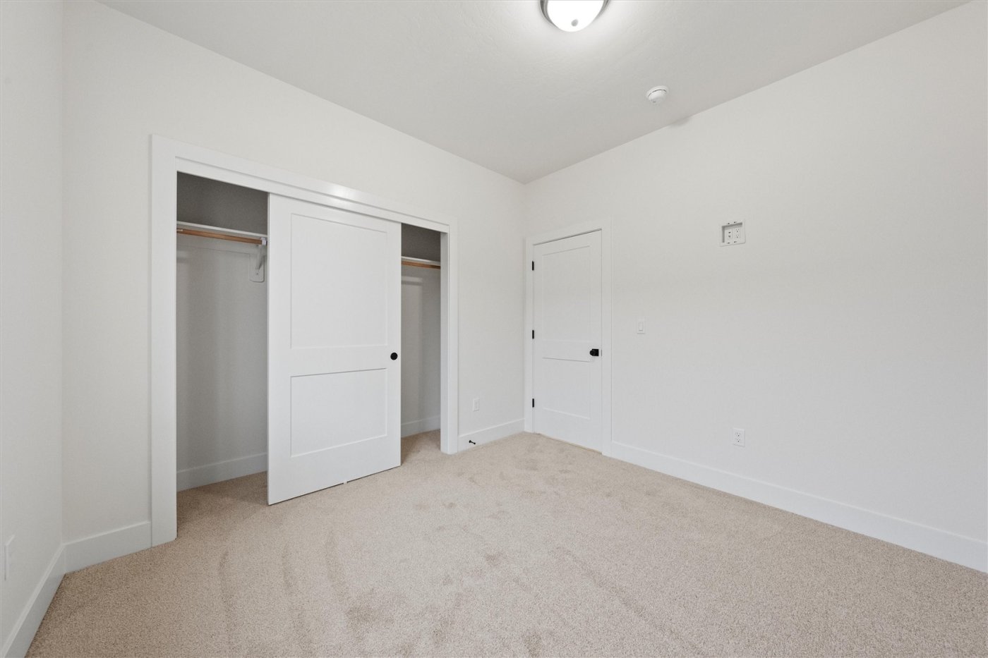 1269 E Mt Hood Street , Othello, WA 99344