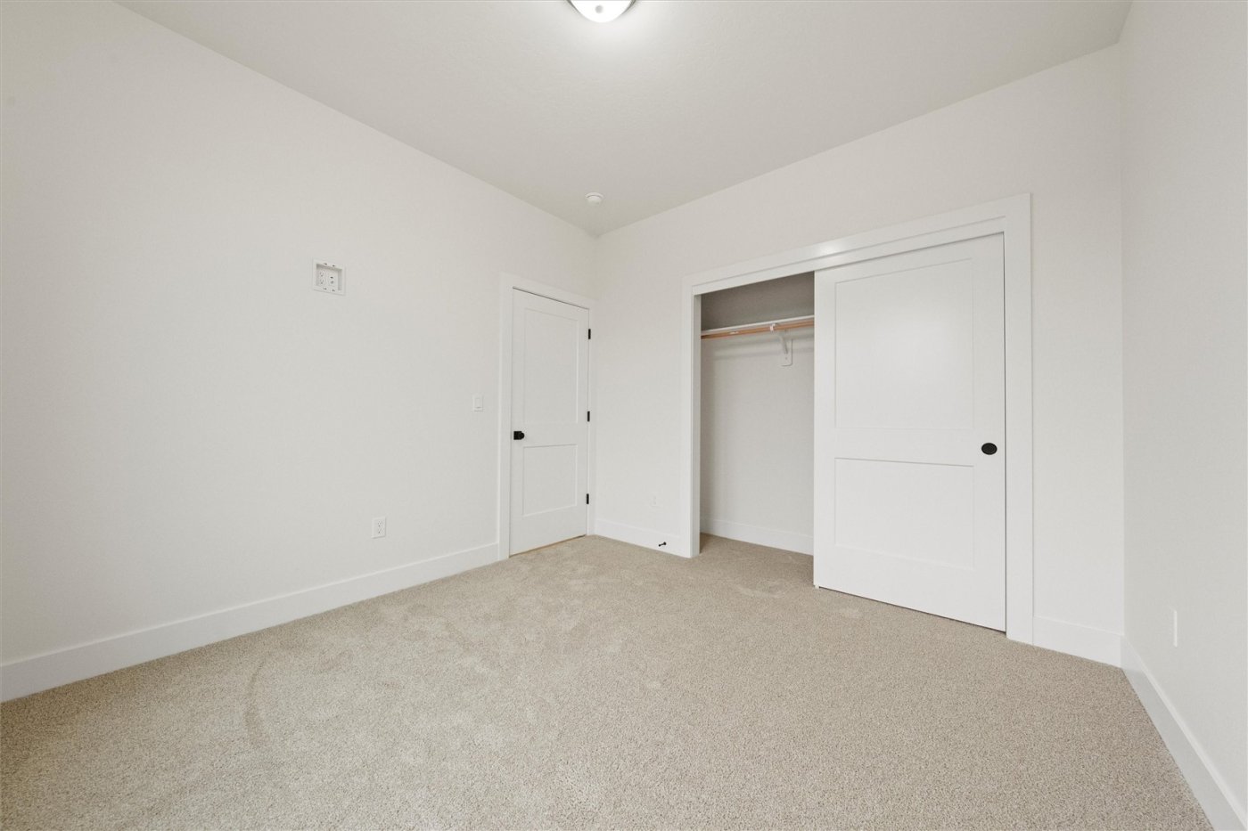 1269 E Mt Hood Street , Othello, WA 99344