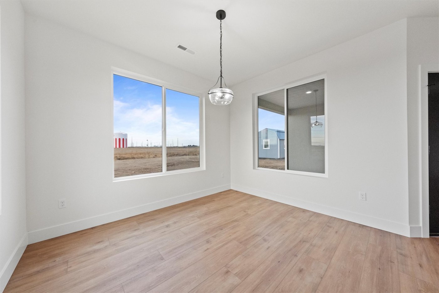 1269 E Mt Hood Street , Othello, WA 99344