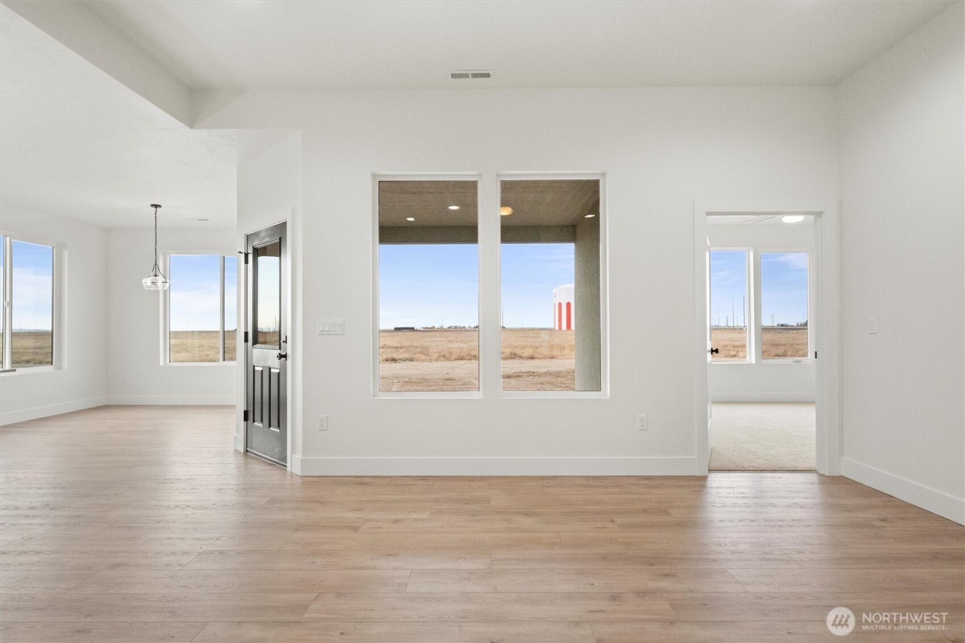 1269 E Mt Hood Street , Othello, WA 99344