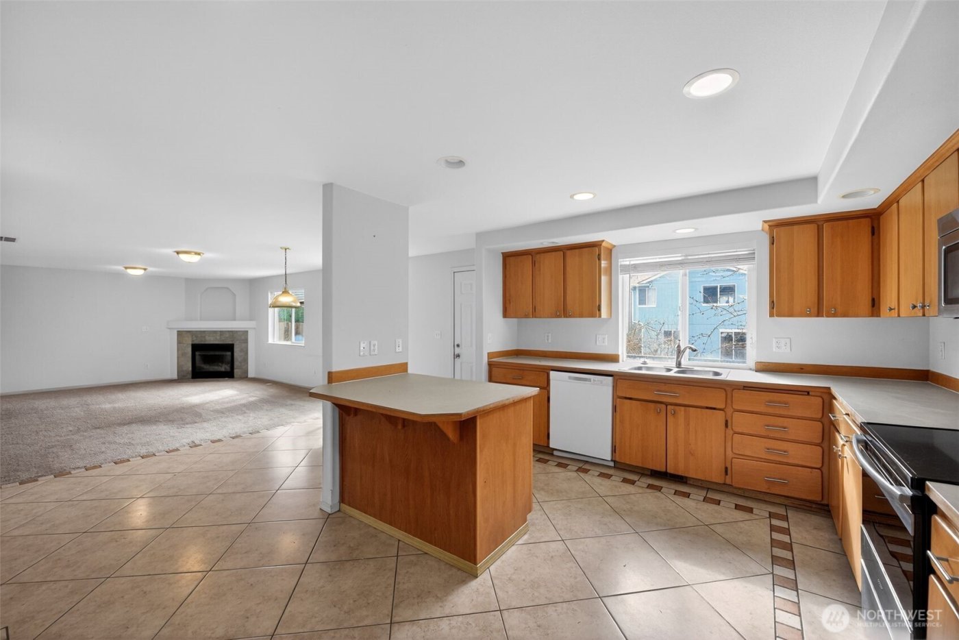 8402 147th St Court E, Puyallup, WA 98375