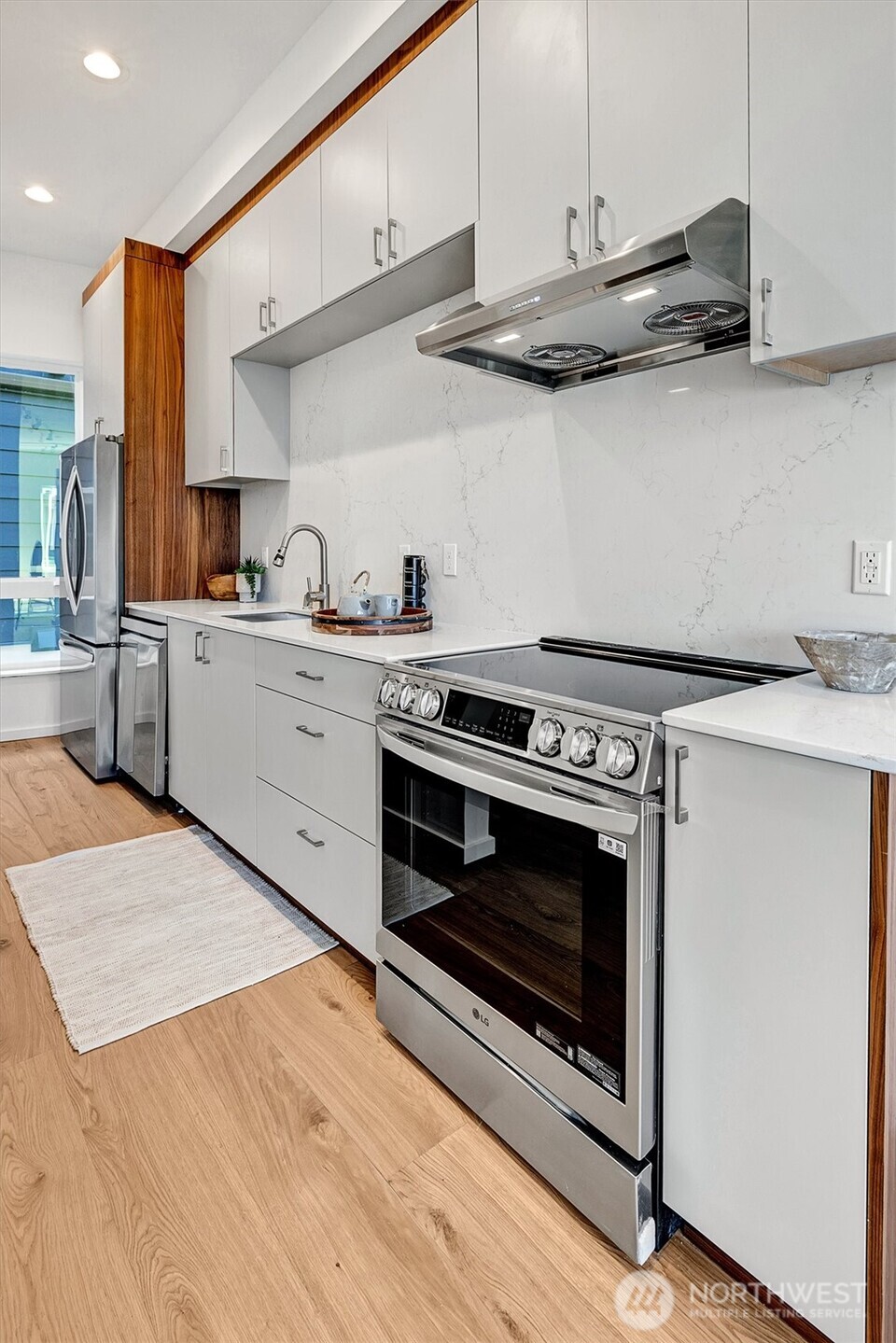 1227 E Roy Street , Seattle, WA 98102