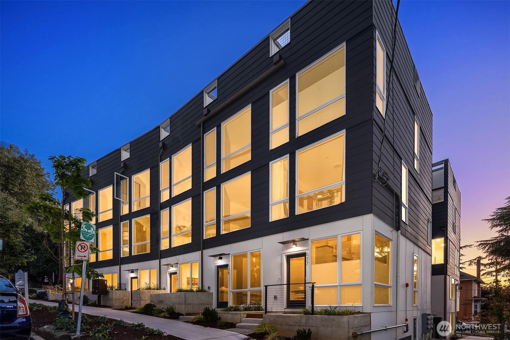 1227 E Roy Street , Seattle, WA 98102