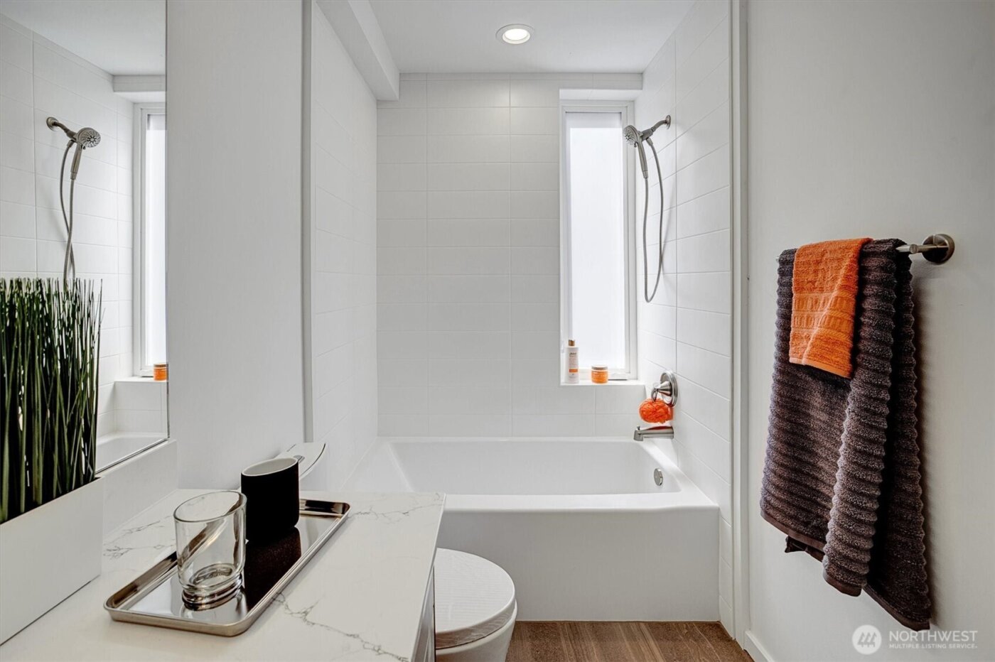 635 13th Avenue E, Seattle, WA 98102