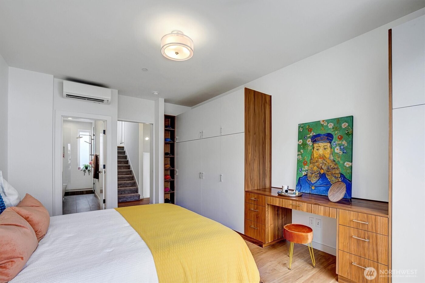 635 13th Avenue E, Seattle, WA 98102