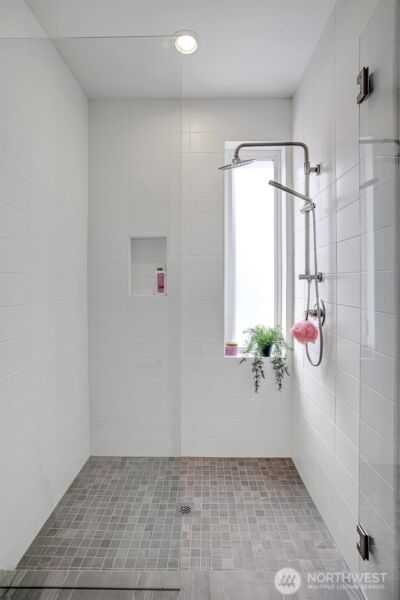 635 13th Avenue E, Seattle, WA 98102 - Photo 18