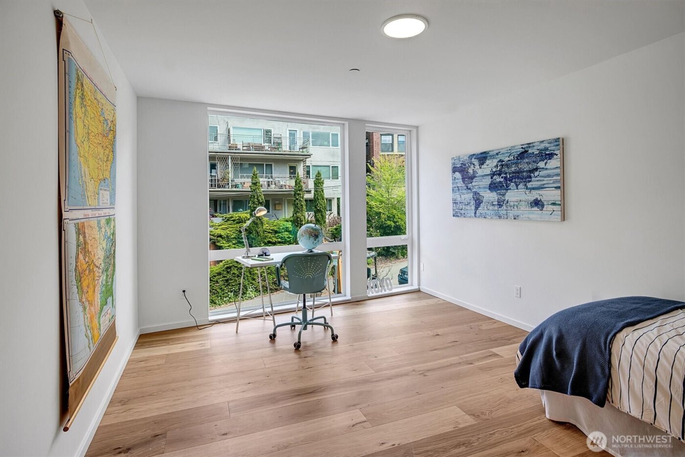 635 13th Avenue E, Seattle, WA 98102