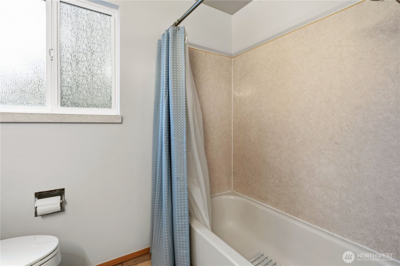 22109 93 Place W, Edmonds, WA 98020