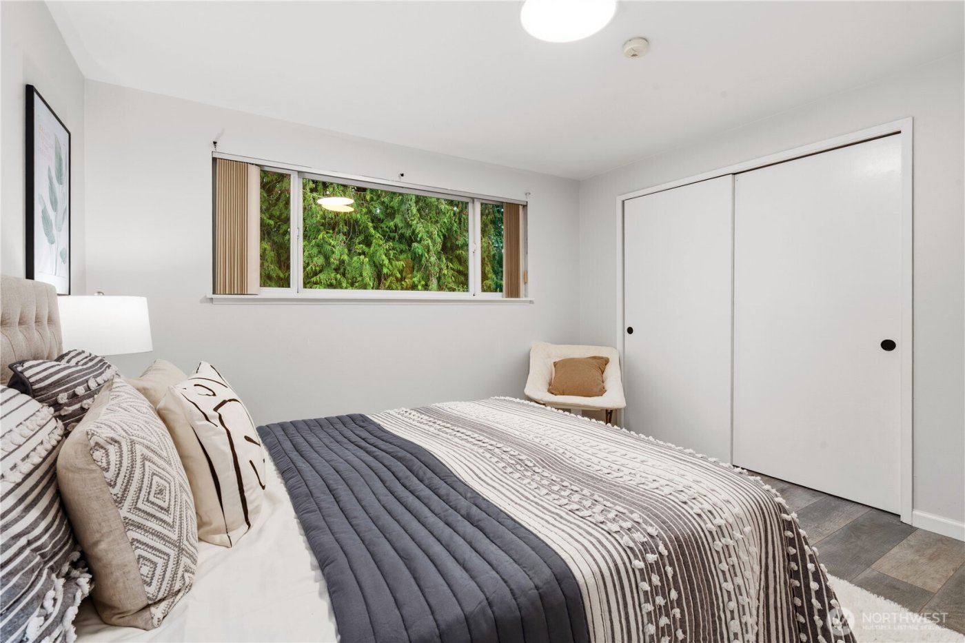 22109 93 Place W, Edmonds, WA 98020