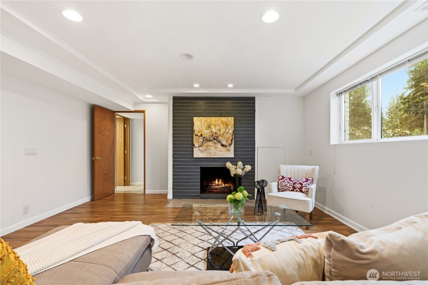 22109 93 Place W, Edmonds, WA 98020